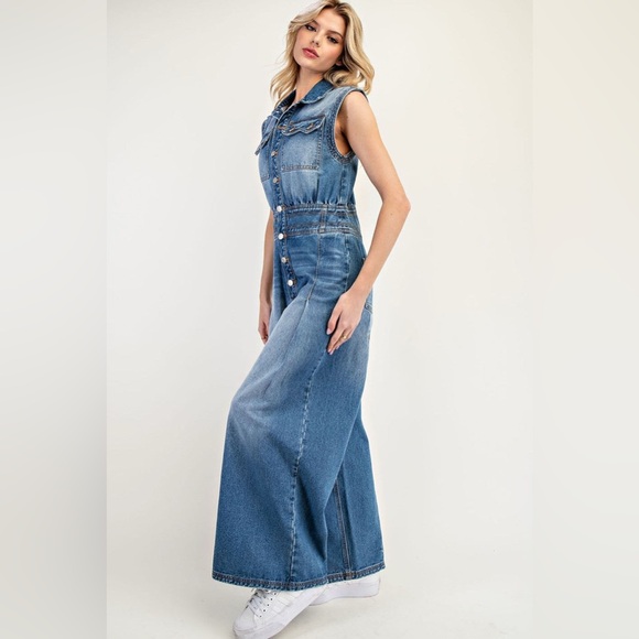 Snow Washed Wide Leg Button Down Denim Jumpsuit - eesome - Picture 4 of 9